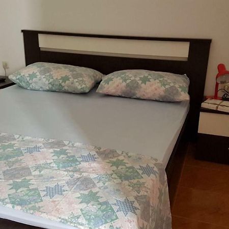 Apartment Gal Podgora Bagian luar foto