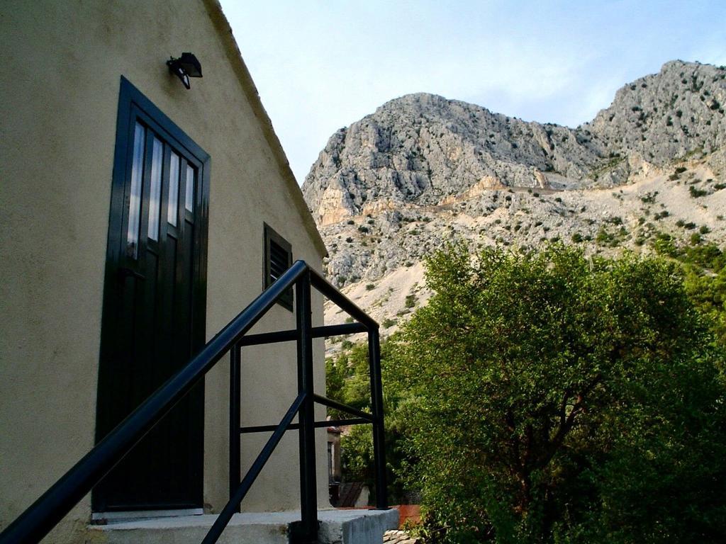 Apartment Gal Podgora Bagian luar foto